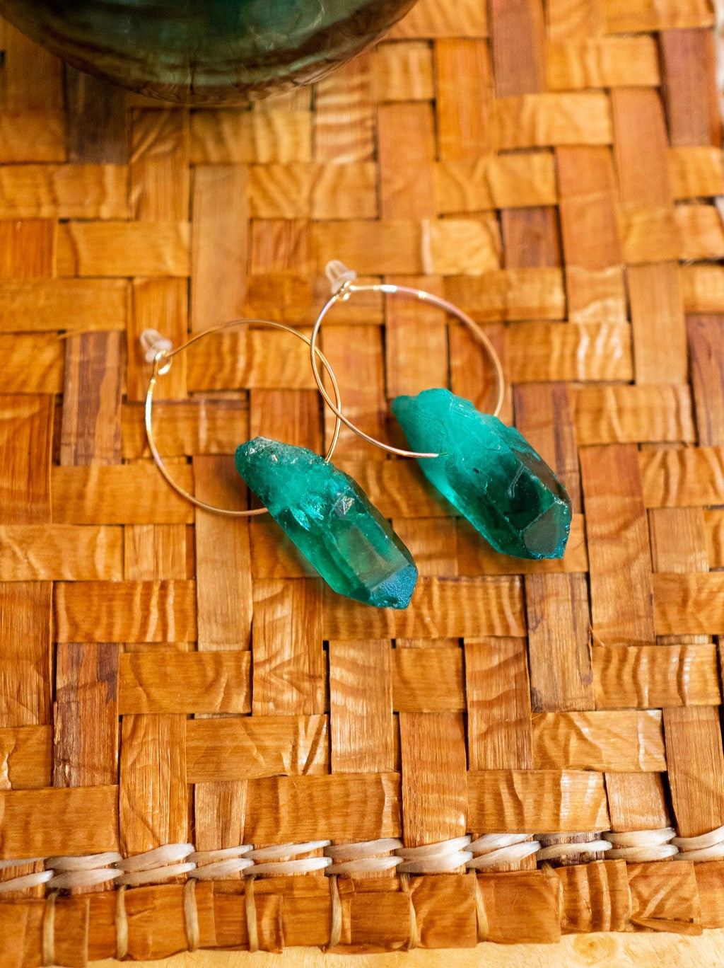 emerald-quartz-hoop-1