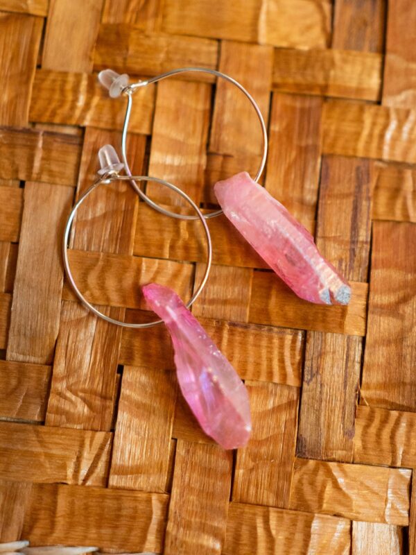 Pink quartz hoop earring.